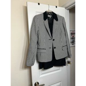 Kasper Black and White Suit Size 16 NWT